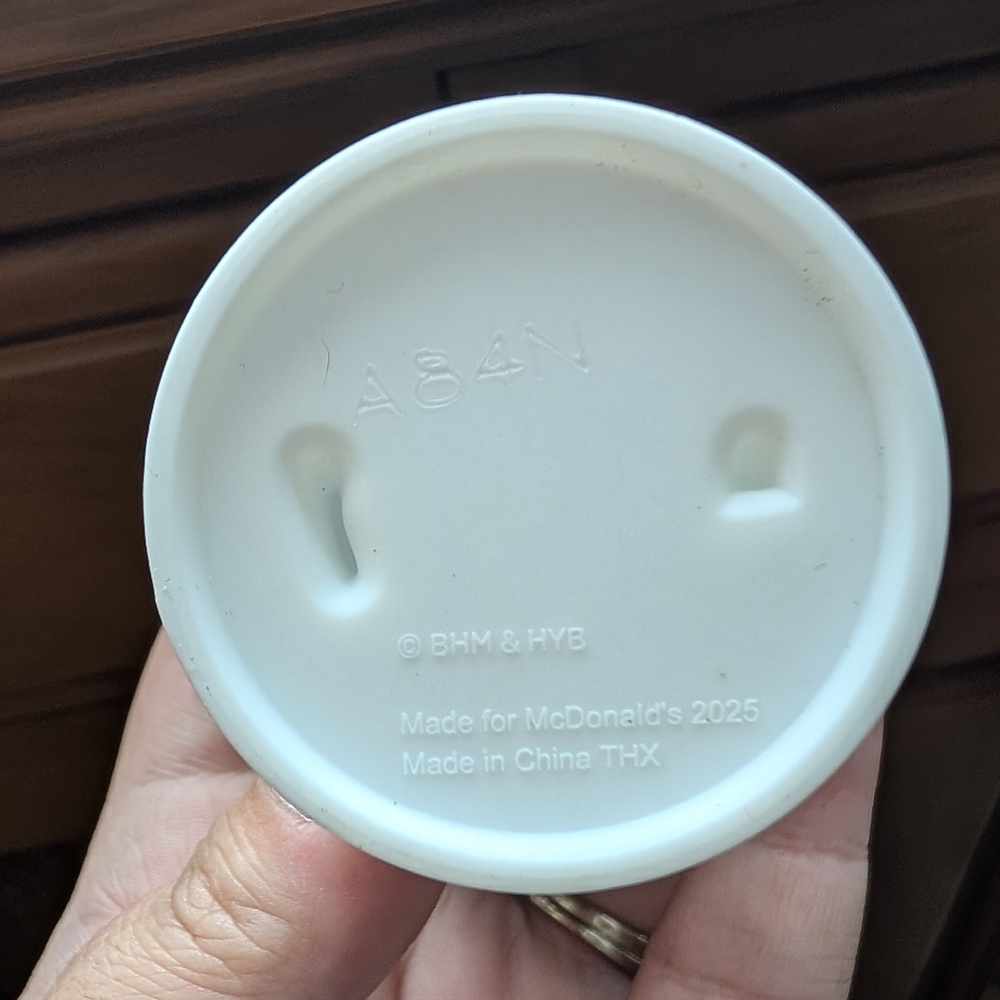 TinyTan X McDonald's X Bts V Figure - Picture 3 of 3